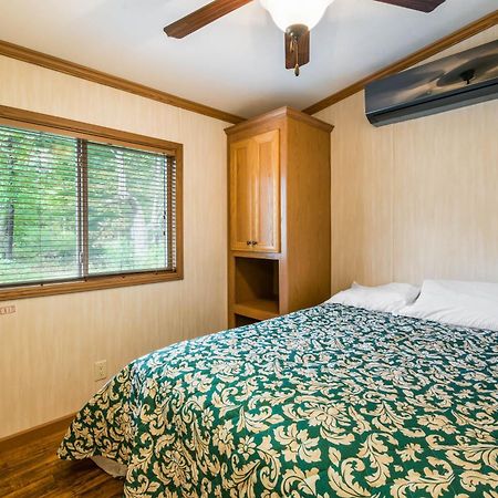 Rondout Valley Camping Resort Deluxe Park Model 11 Accord Pokój zdjęcie
